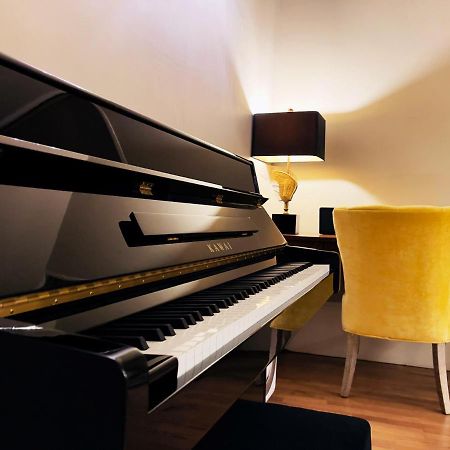 Elizabeth'S Place - London'S Hidden Gem ภายนอก รูปภาพ