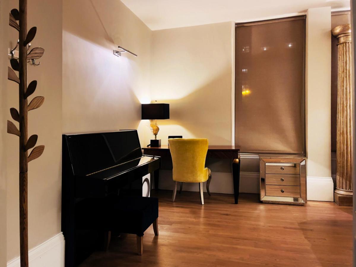 Elizabeth'S Place - London'S Hidden Gem ภายนอก รูปภาพ
