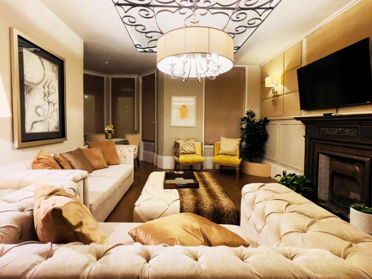 Elizabeth'S Place - London'S Hidden Gem ภายนอก รูปภาพ