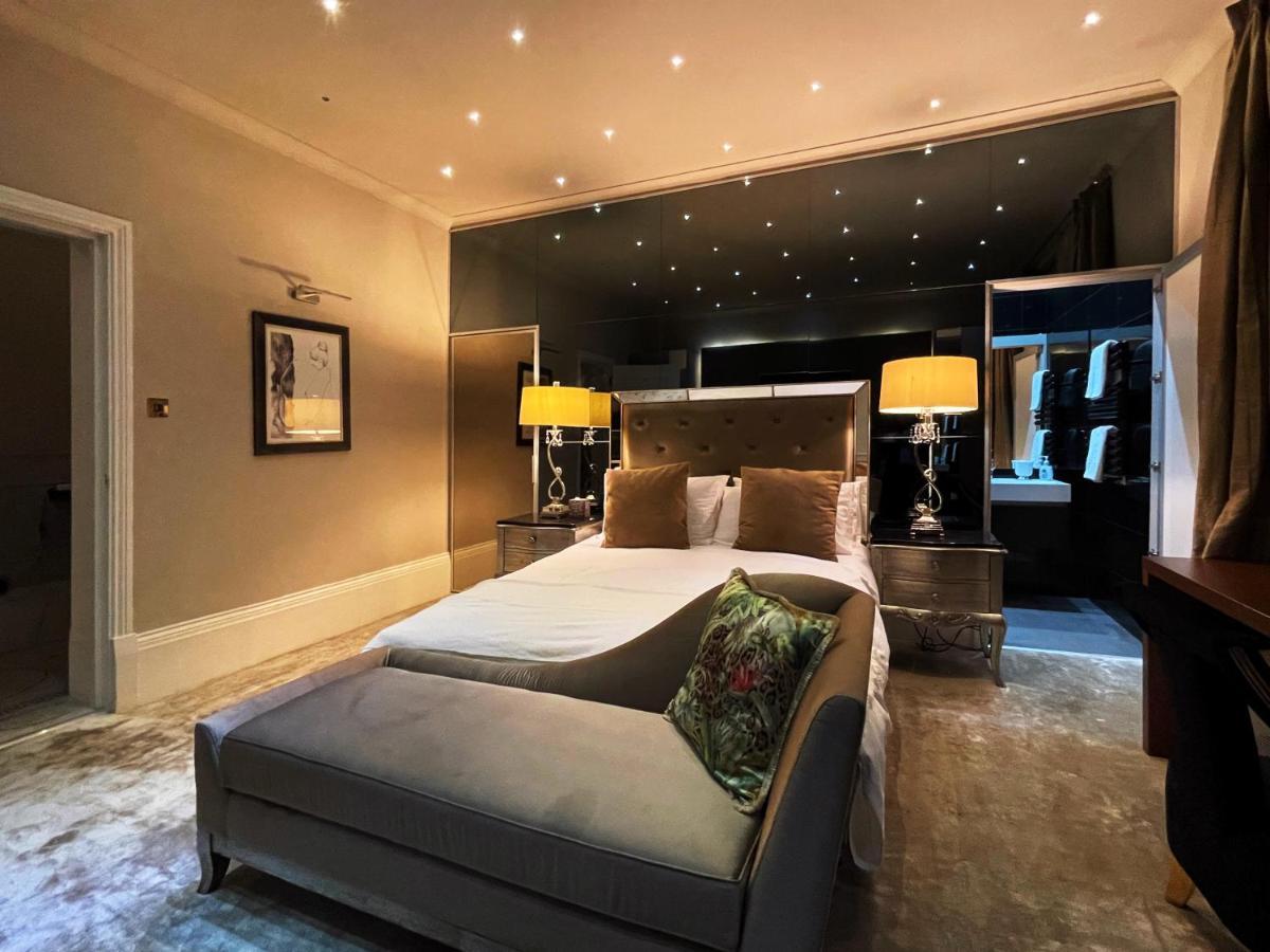 Elizabeth'S Place - London'S Hidden Gem ภายนอก รูปภาพ
