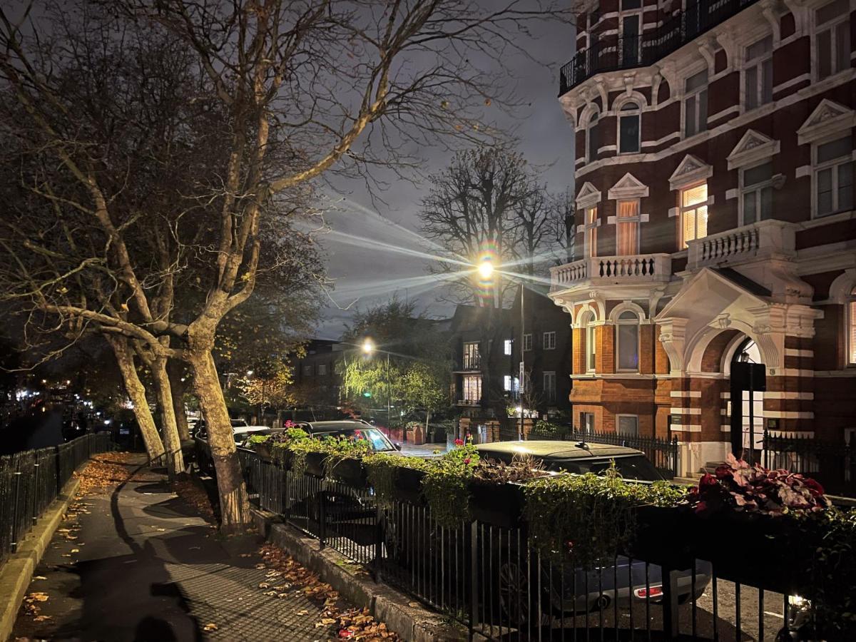 Elizabeth'S Place - London'S Hidden Gem ภายนอก รูปภาพ