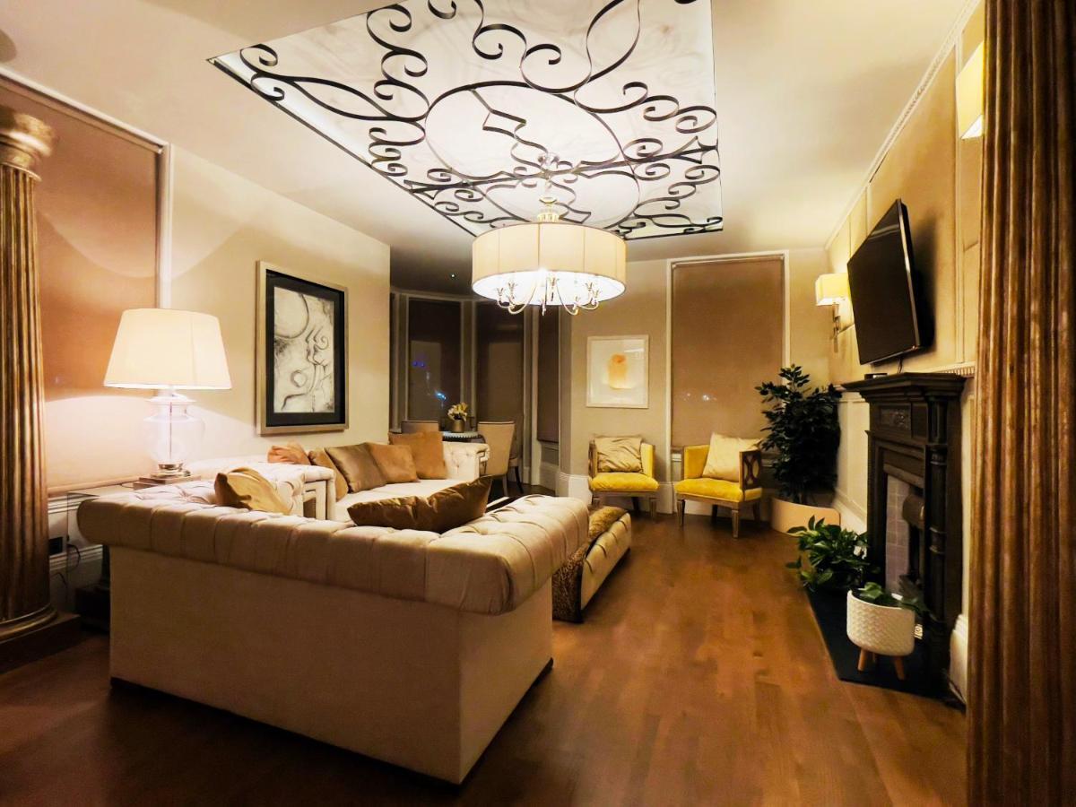 Elizabeth'S Place - London'S Hidden Gem ภายนอก รูปภาพ